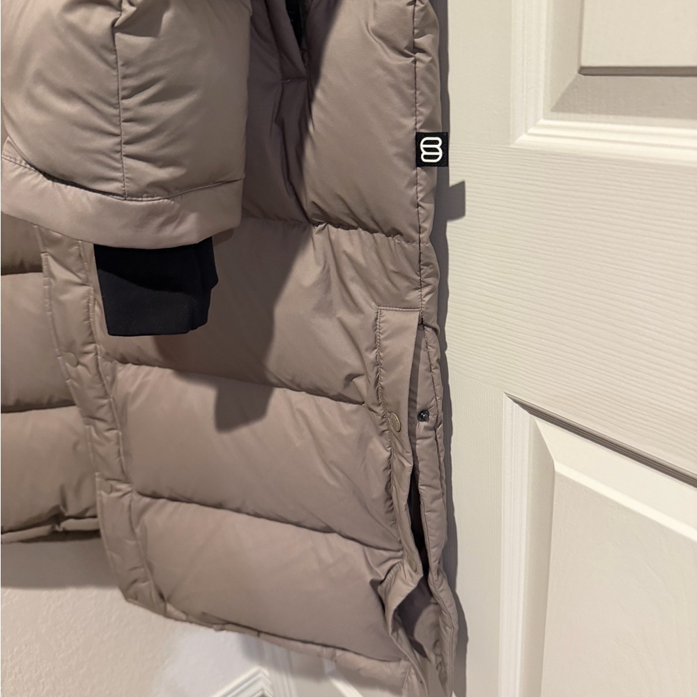 Aritzia Super Puff Long Coat - Picture 8 of 14